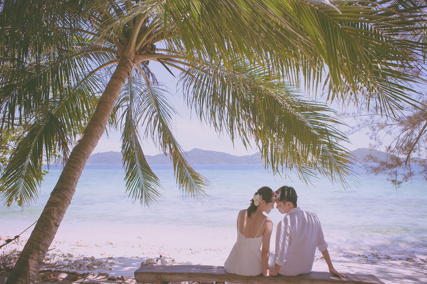 Wedding photograph on the beautiful beach in Amami Oshima